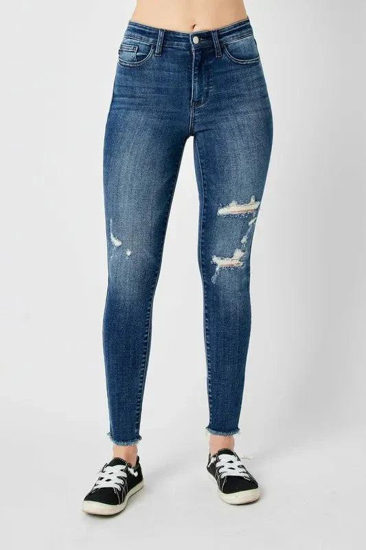 Judy Blue Full Size  High Waist Distressed Skinny Jeans